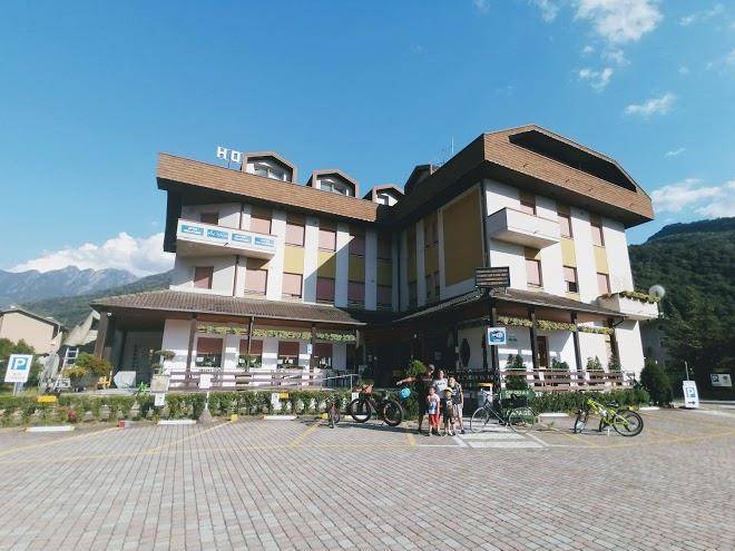 Hotel rezia valtellina