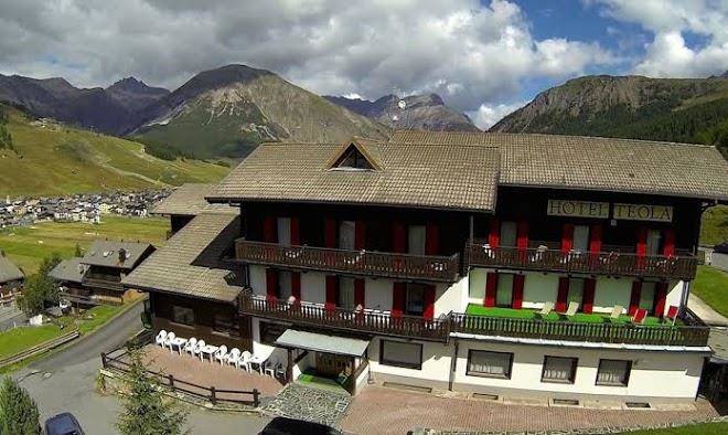 Hotel teola