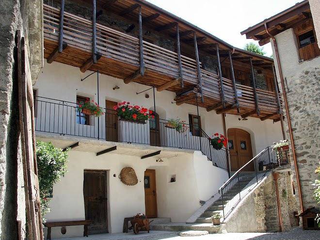 Ostello del castello tirano bb