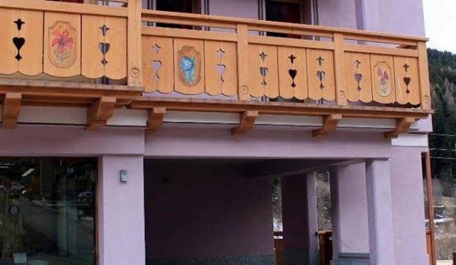Residence rose