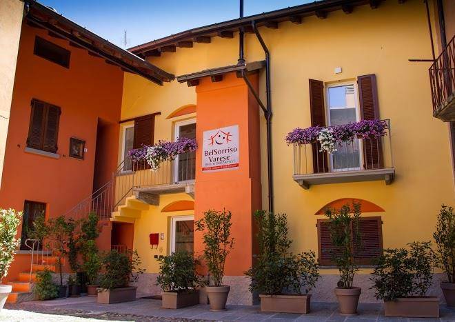 Belsorrisovarese dormire felice