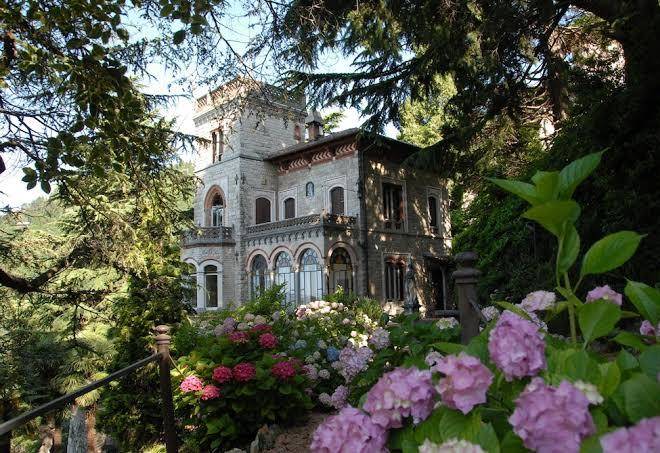 Il Parco E Gli Affreschi Image