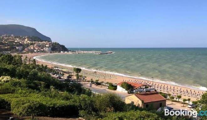 Affittacamere numana view