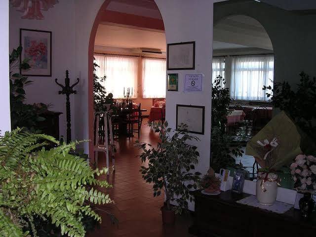 Albergo tenda verde