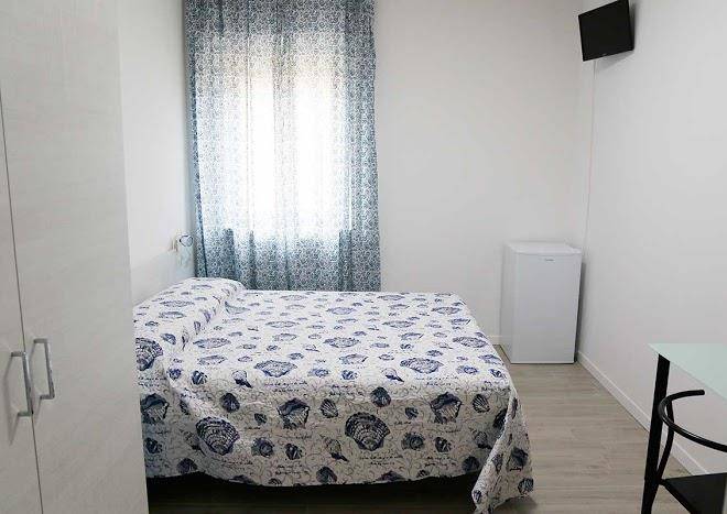 Camere da barcarolo sirolo
