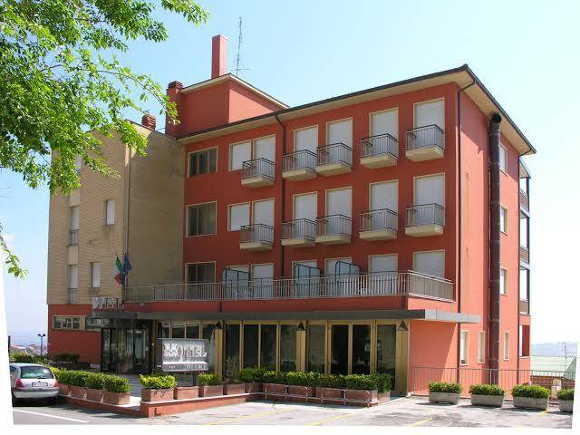 Hotel 3 querce