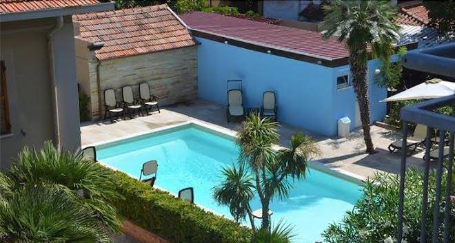 Hotel trieste senigallia