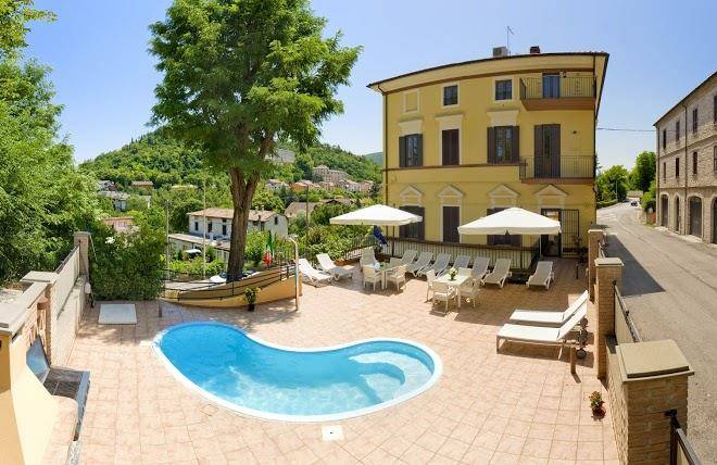 Hotel residence raffaello