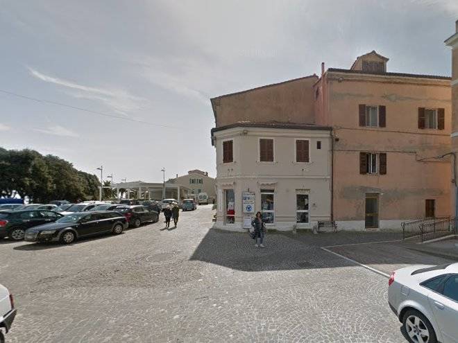 In piazza relais