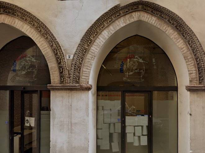 La loggia ancona