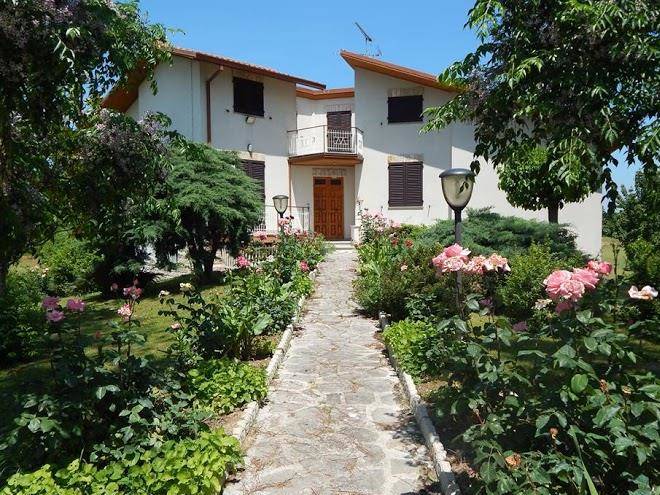 Madre terra b&b ostra