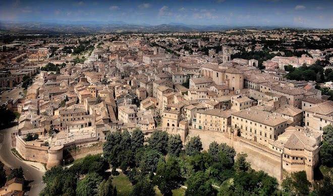 Sotto il borgo affittacamere jesi