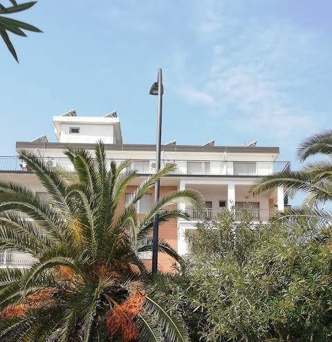 B&b Attico Mare Image