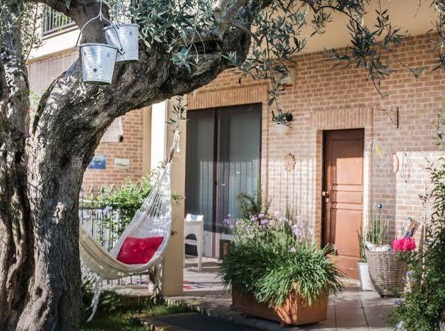 B&b Bric & Brac Image