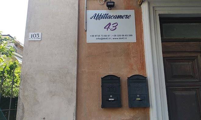 Bed and breakfast 43