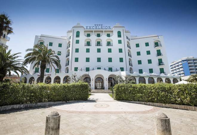 Grand hotel excelsior
