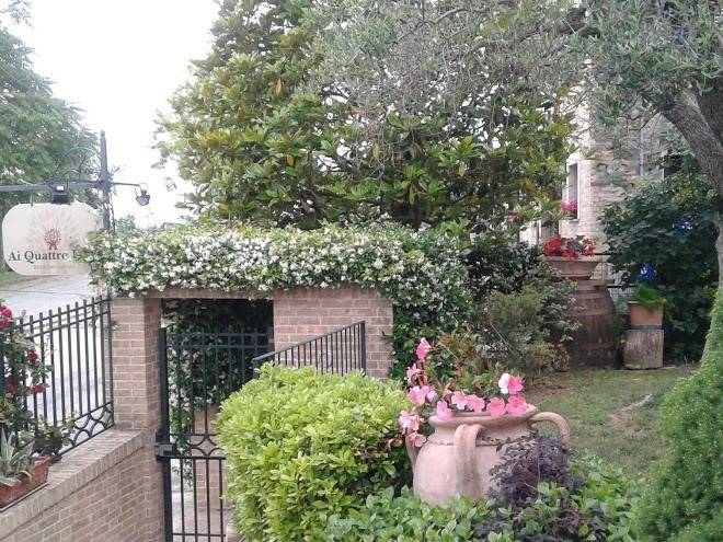 Ai quattro ulivi b&b