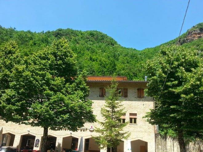 Hotel Ristorante Ambro Dei F Lli Bocci Image