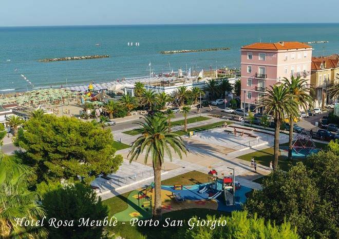 Hotel rosa meuble