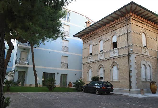 Hotel chiaraluna