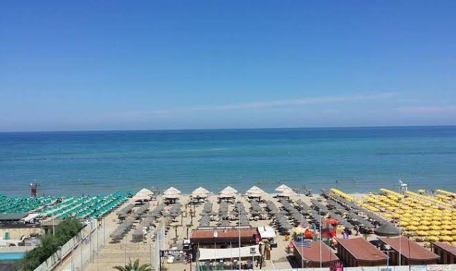 Hotel mare