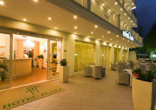 Hotel plaza