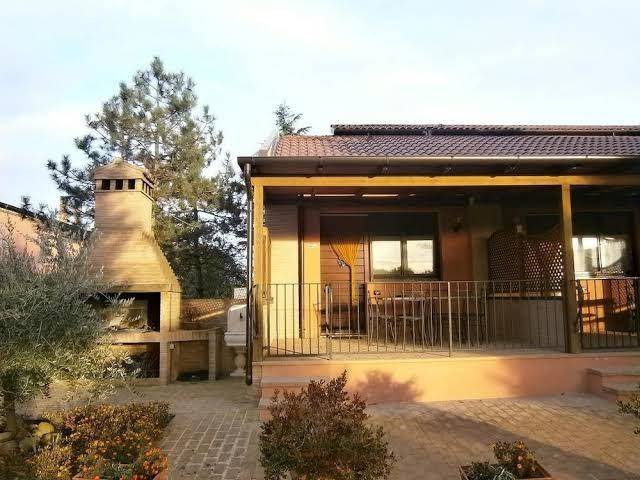 Paradiso in collina di mirco montoni