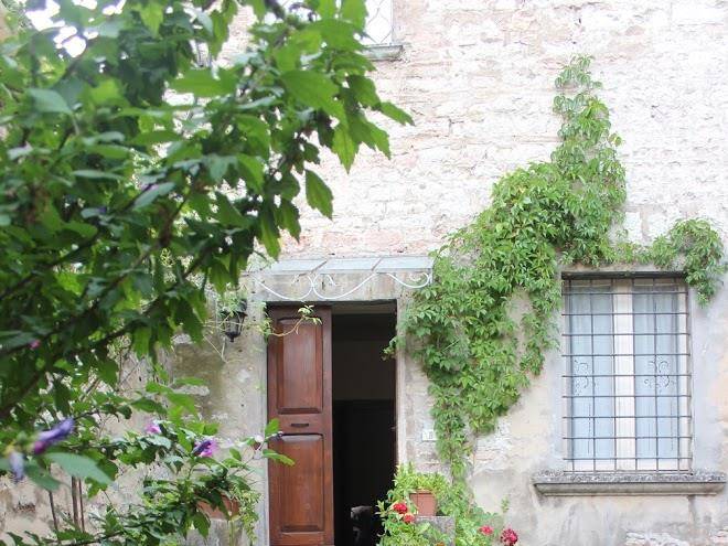 Residence via benamati