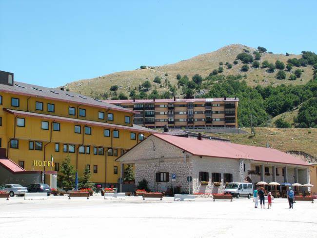 Hotel Kristall Image