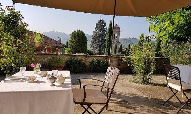 Bed& breakfast castello di coazzolo