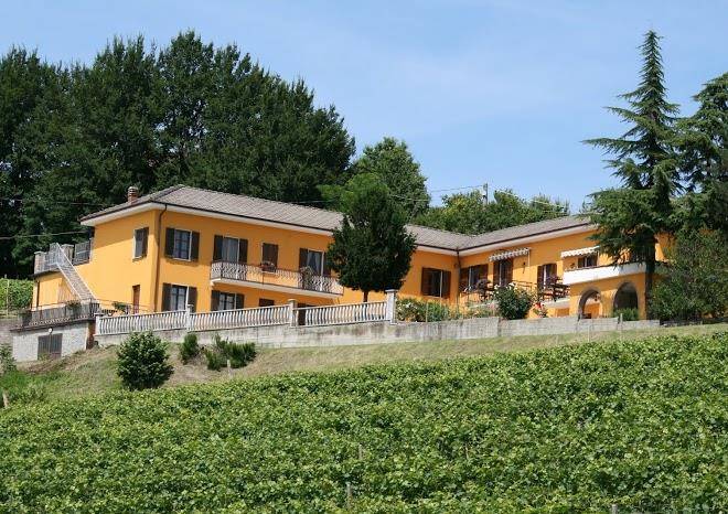 Cascina castagna