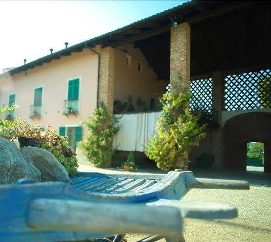 Cascina lane