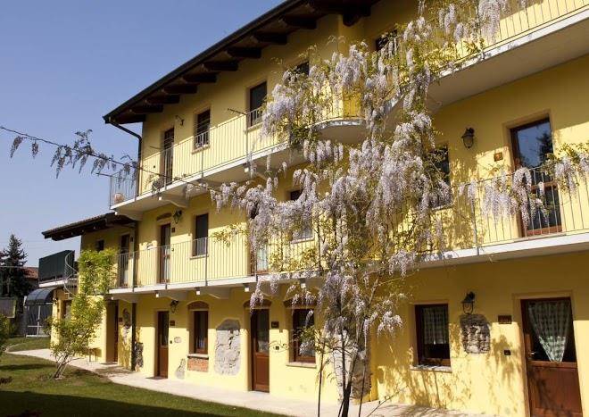 Agriturismo tra serra e lago