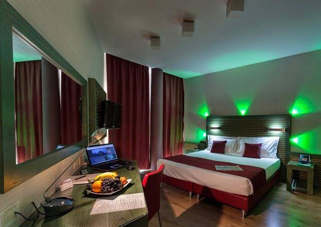 Best western crystal palace hotel