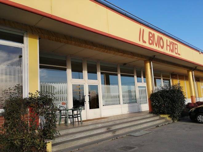 Elivend hotel il bivio