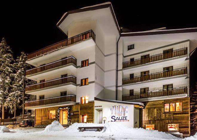 Hotel sauze