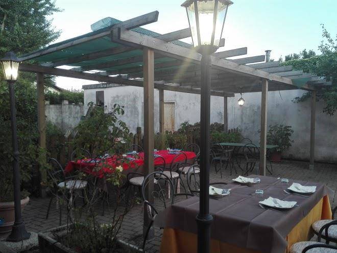 La taverna dei tre gufi