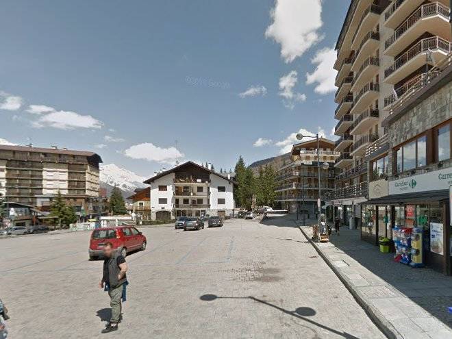 Mountain view sauze