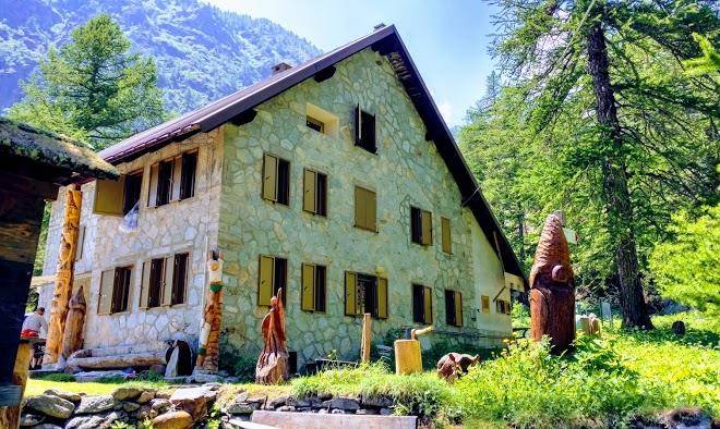 Rifugio levi molinari