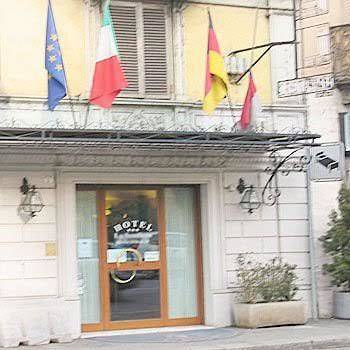 Albergo river