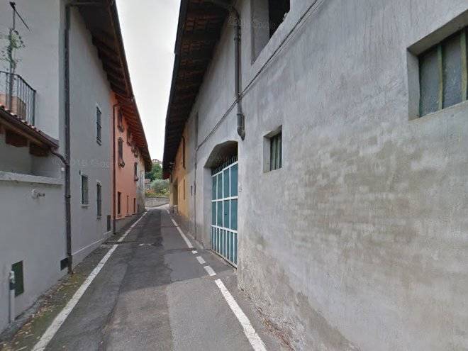 Su in collina