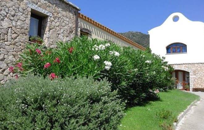 Hotel cardedu