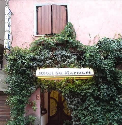 Hotel su marmuri