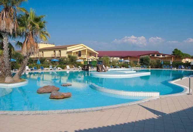 Horse country resort congress & spa