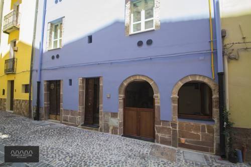 Muraglia vecchia holiday home in bosa
