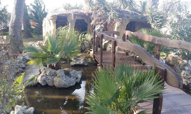 Garden hotel