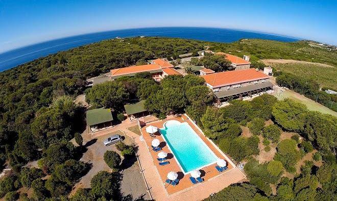 Hotel mezzaluna hotel carloforte