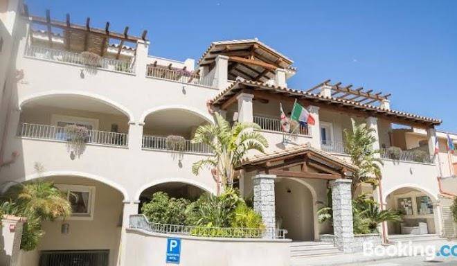 Hotel regina simius