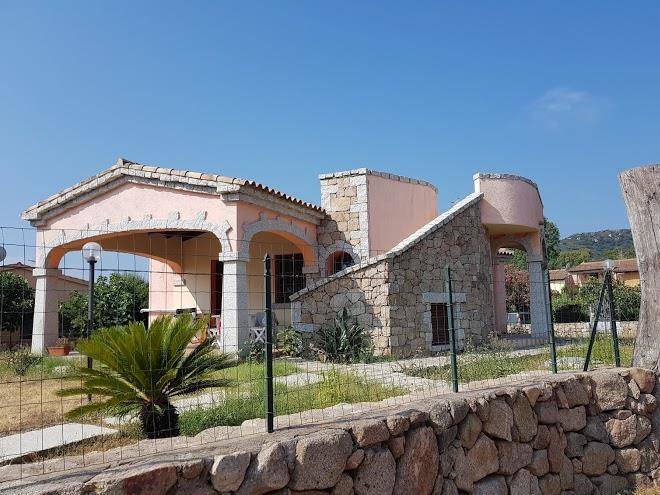 B&b helios