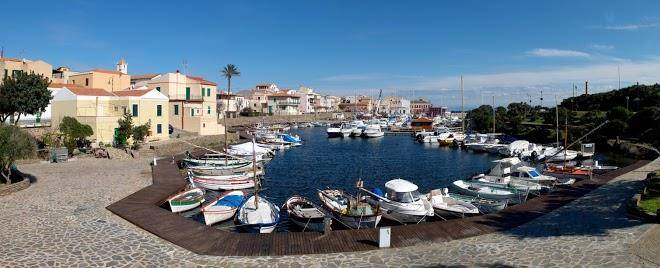 B&b vela latina